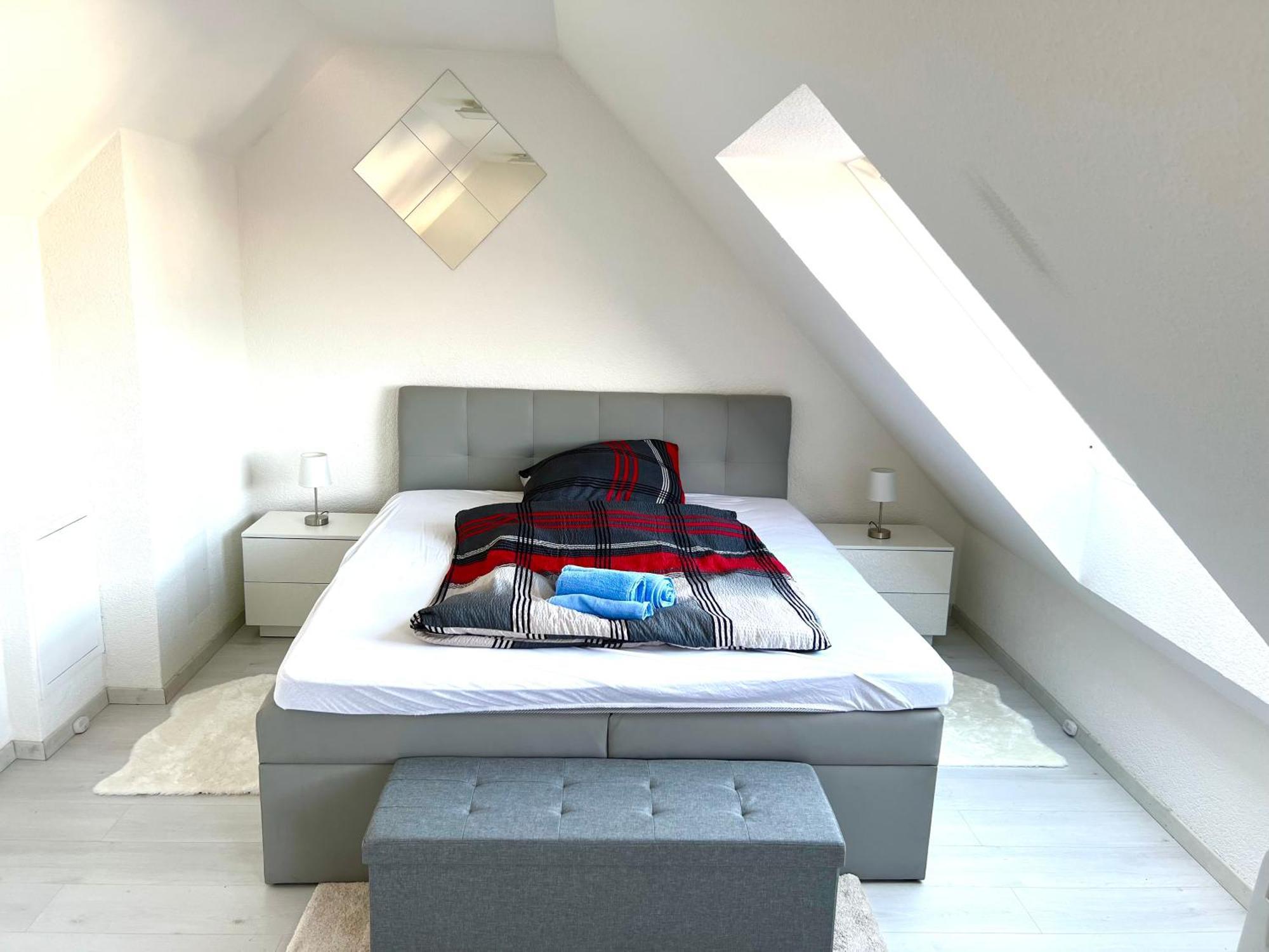 Luxus Maisonette Wohnung Am See, Wehome Premium 圣莱昂-罗特 外观 照片