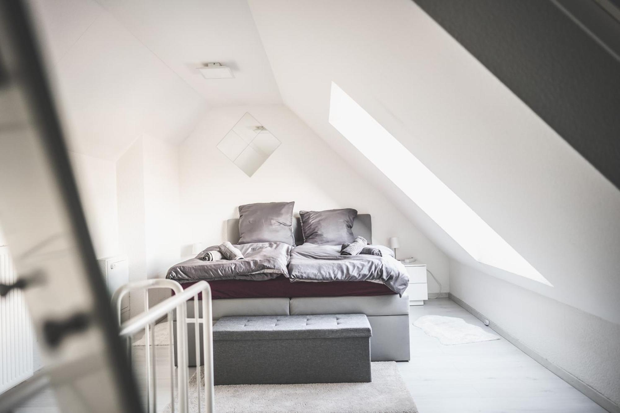 Luxus Maisonette Wohnung Am See, Wehome Premium 圣莱昂-罗特 外观 照片