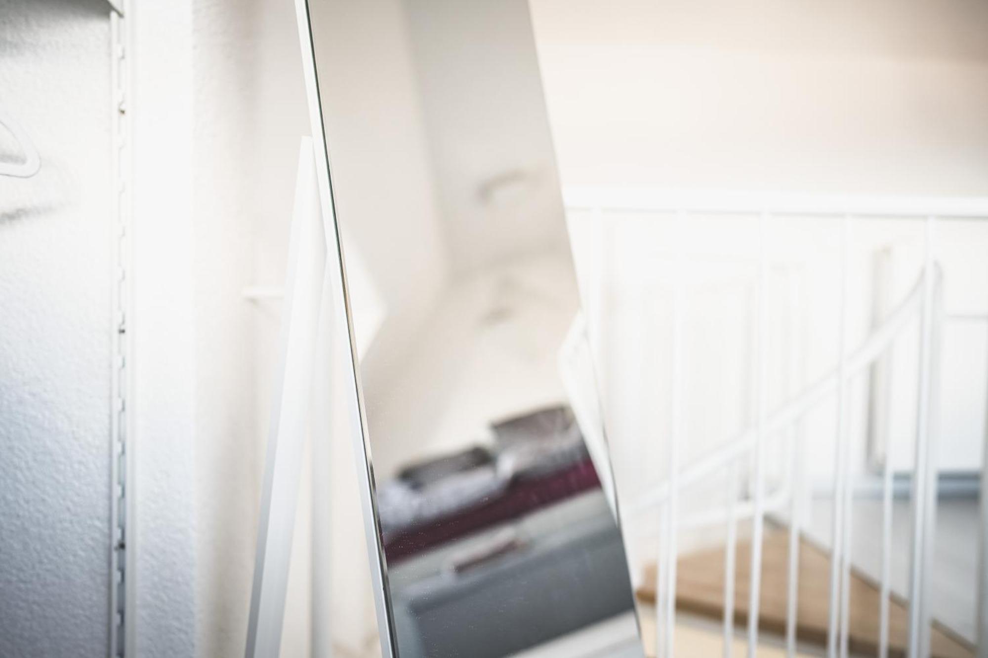 Luxus Maisonette Wohnung Am See, Wehome Premium 圣莱昂-罗特 外观 照片
